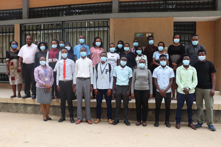 Industrial training program for the provision of E-learning skills and practical experiences to university students.